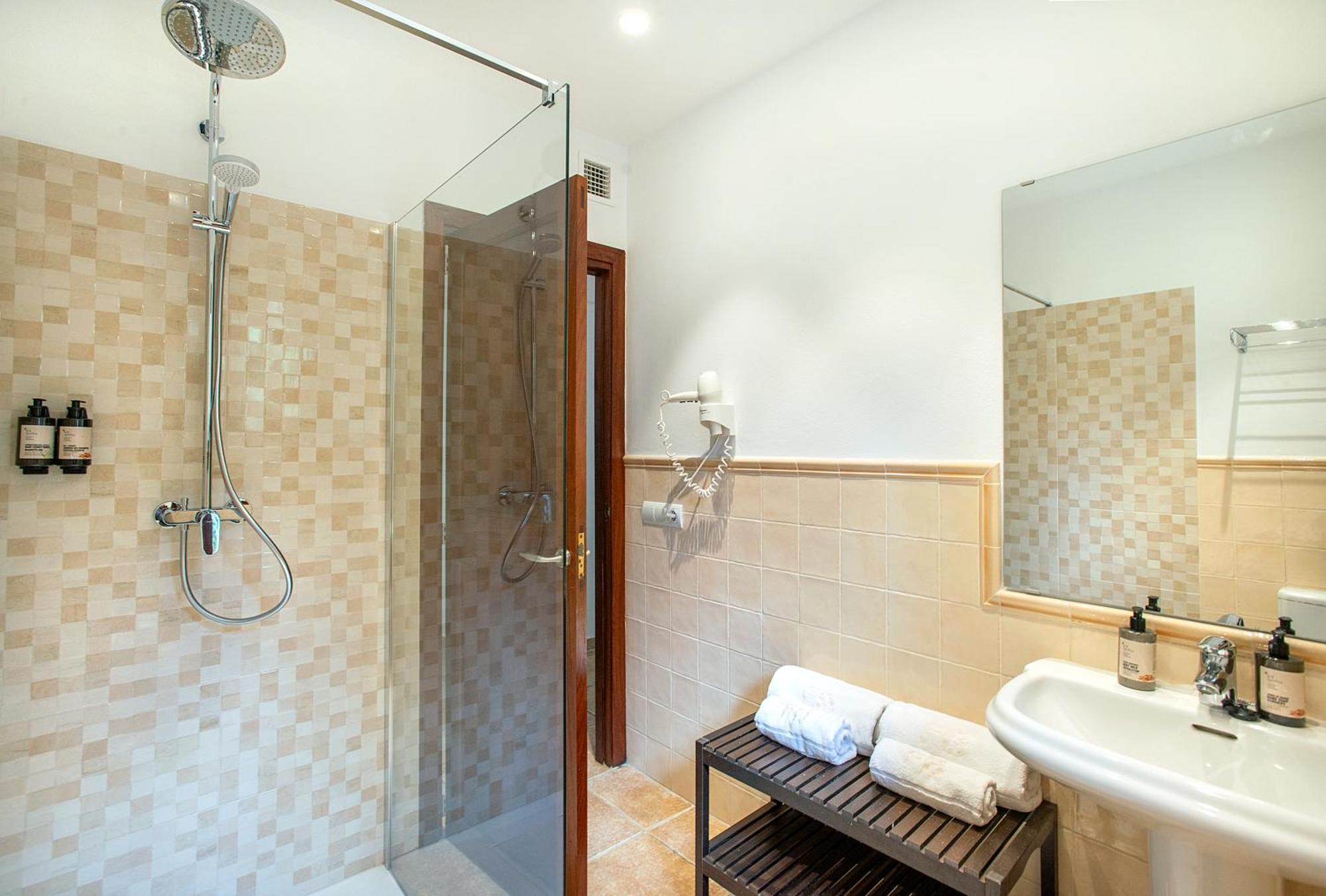Owl Booking Villa Siquier - Luxury Retreat With Mountain Views Pollenca Exterior photo